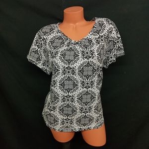 Made for life black white victorian medallion cotton top 2X